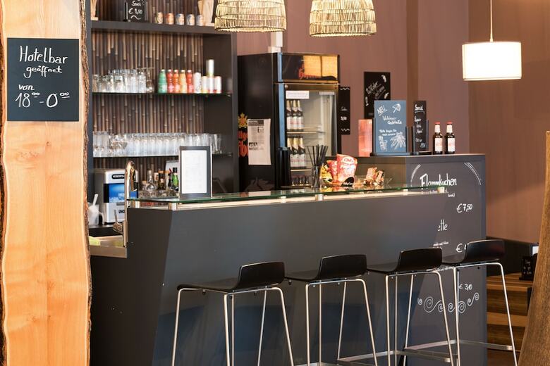 Amh Airport-messe-hotel