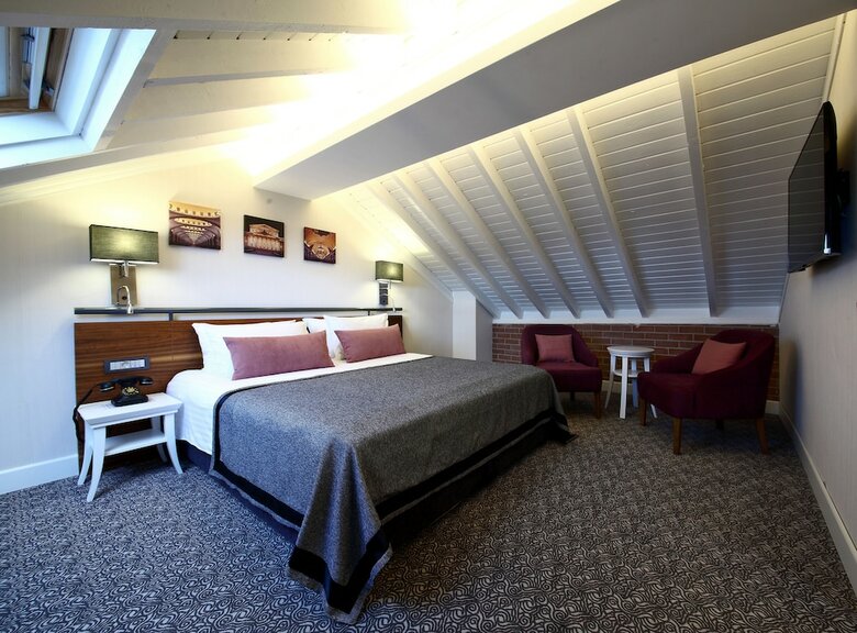 Montania Special Class Hotel