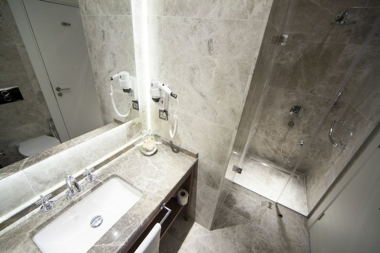 Montania Special Class Hotel