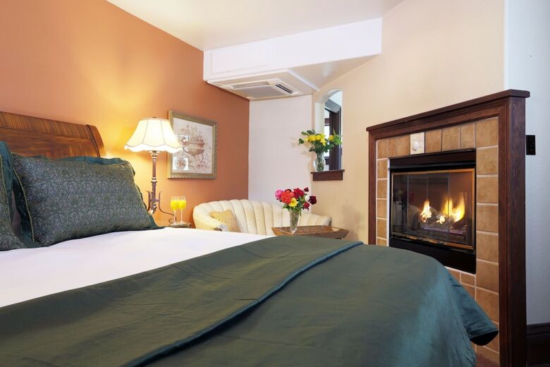 Hotel Applewood Inn And Spa