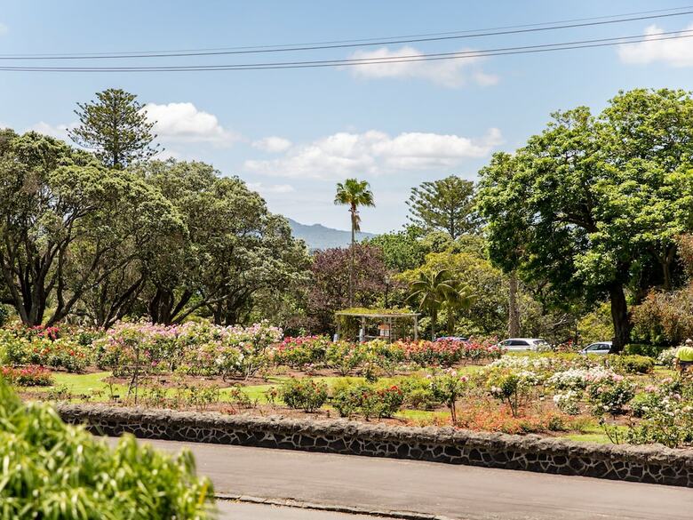 Auckland Rose Park Hotel
