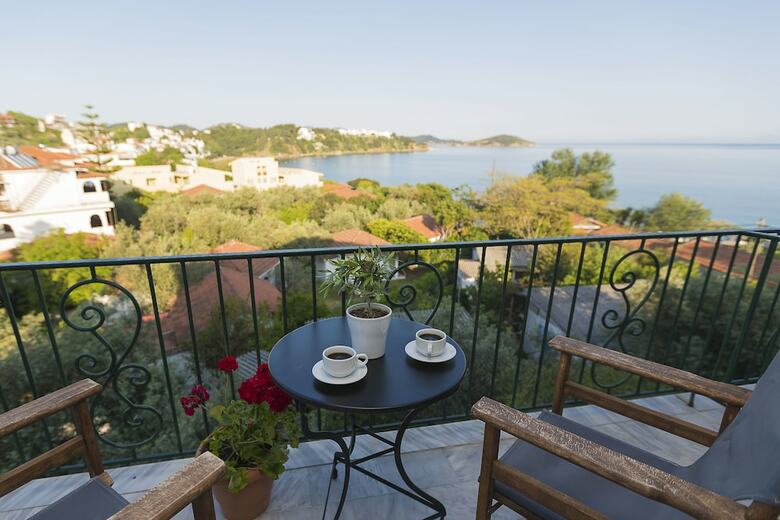 Tomato Beach Hotel