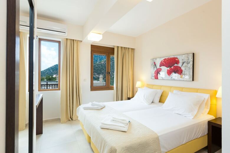 Aparthotel Pantheon Villas & Suites