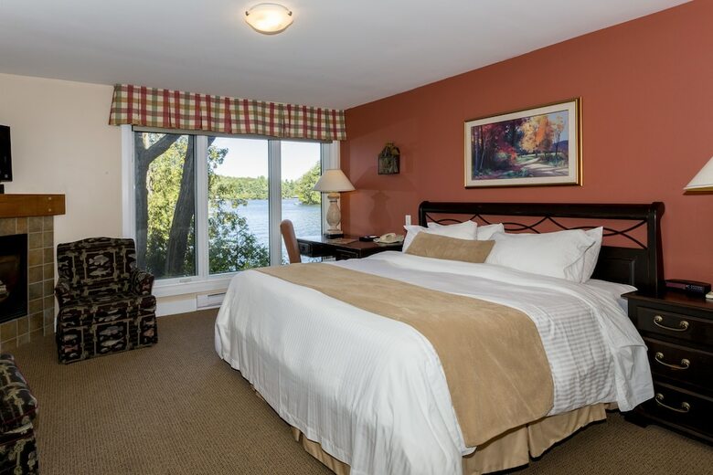 Hotel Sherwood Inn