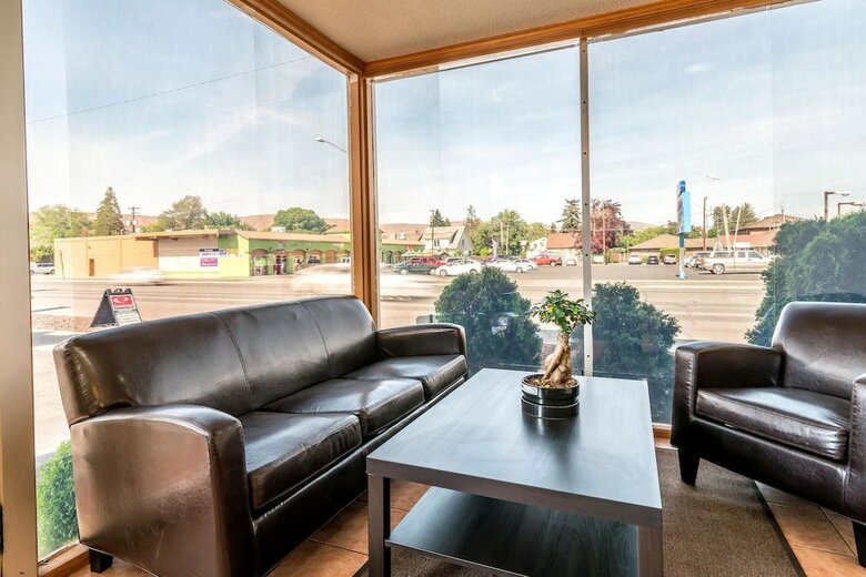 Motel Yakima Holiday Lodge