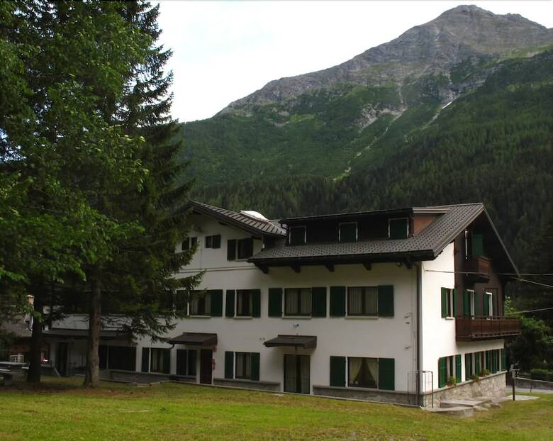 Bed & Breakfast Casa Alpina Don Guanella - Casa Per Ferie