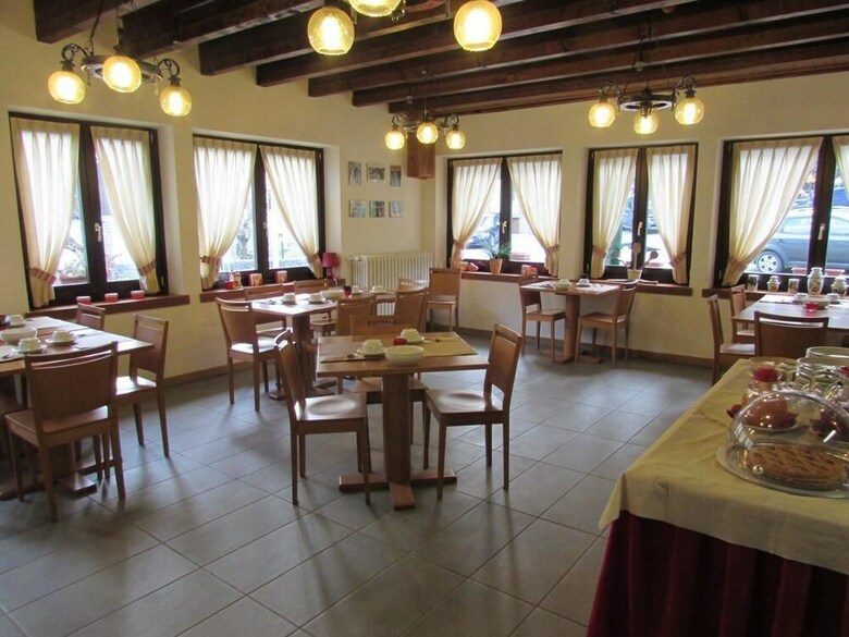 Bed & Breakfast Casa Alpina Don Guanella - Casa Per Ferie