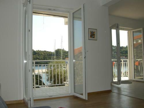 Domenica Apartments