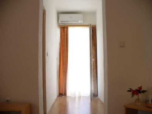 Bed & Breakfast Pansion Comfort Sidro