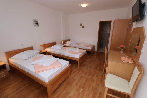 Bed & Breakfast Pansion Comfort Sidro
