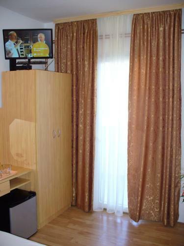 Bed & Breakfast Pansion Comfort Sidro