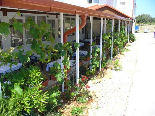 Bed & Breakfast Pansion Comfort Sidro