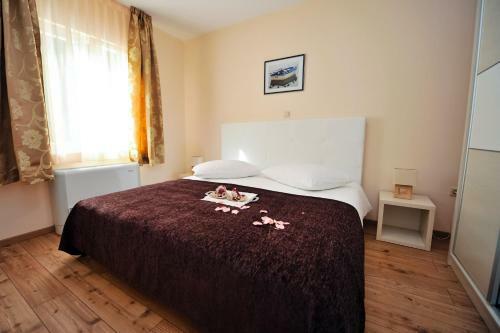 Aparthotel Lastura