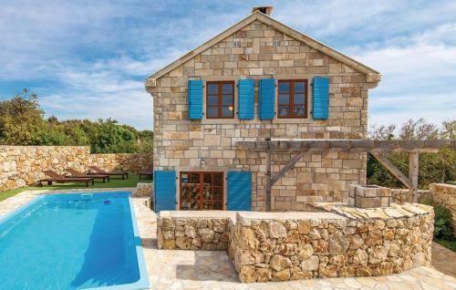 Mala Villa