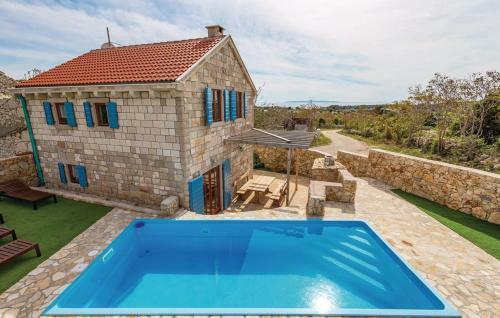 Mala Villa