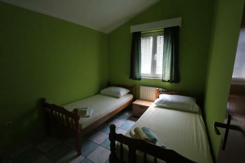 Apartments Kne?evi?