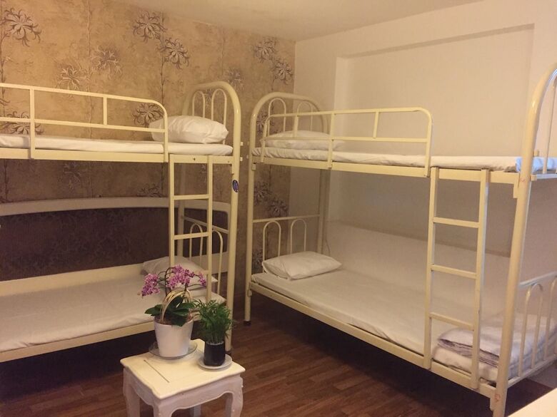 Saigon Pink 2 Hotel