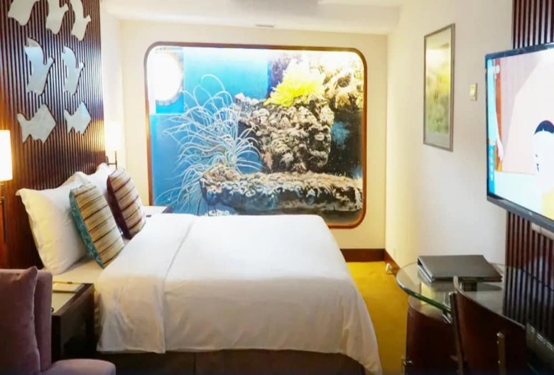 Cruise Business Hotel