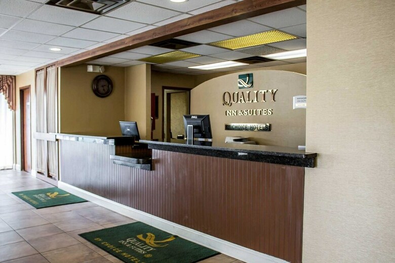 Hotel Quality Inn & Suites North