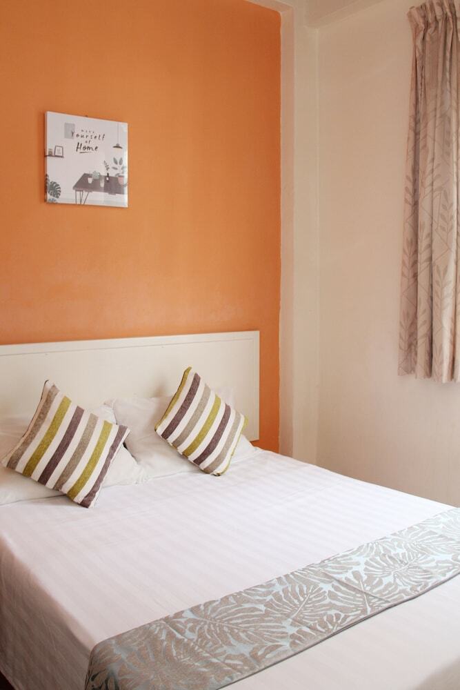 Hostal Lavender Lodge