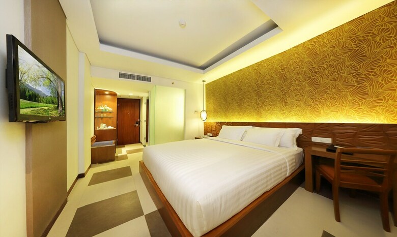 Sun Island Hotel & Spa Legian