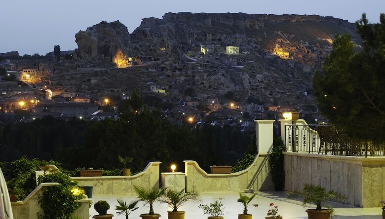 Dinler Hotels �rg�p