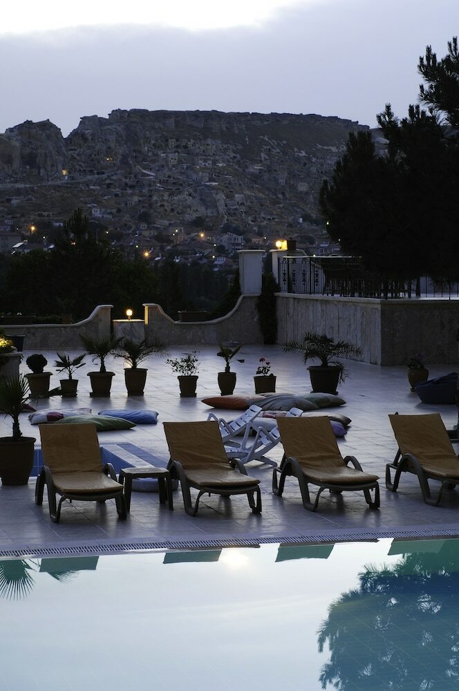 Dinler Hotels �rg�p