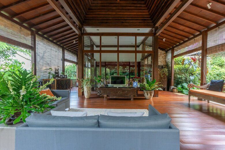Villa Mulyono