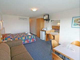 A Great Ocean View Motel