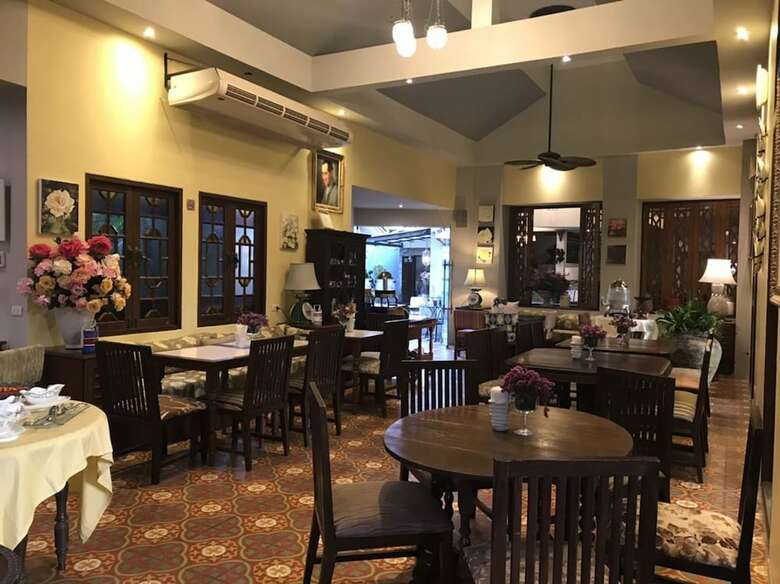 At Pingnakorn Hotel Chiang Mai