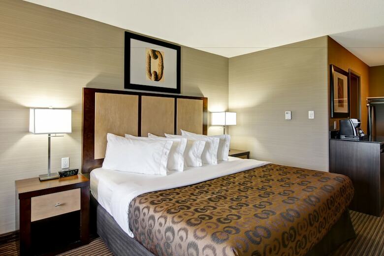 Hotel Lac La Biche Canalta
