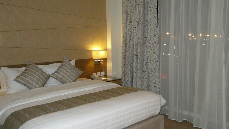 Golden Tulip Dammam Corniche Hotel
