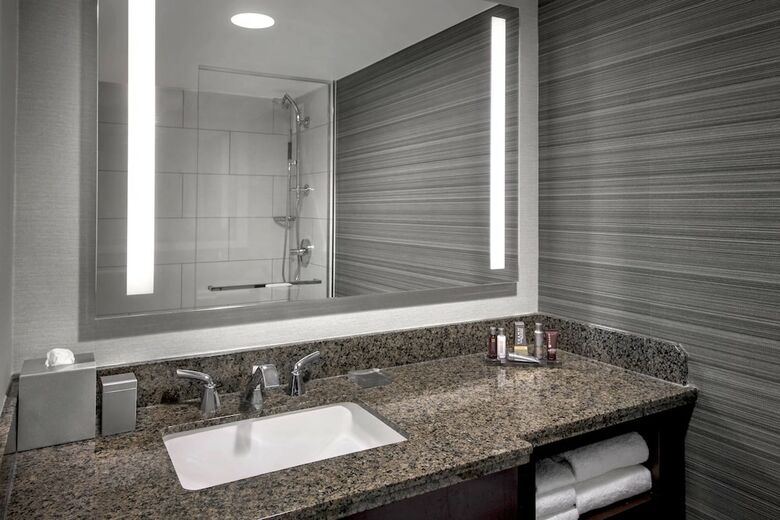 Hotel Newark Liberty International Airport Marriott