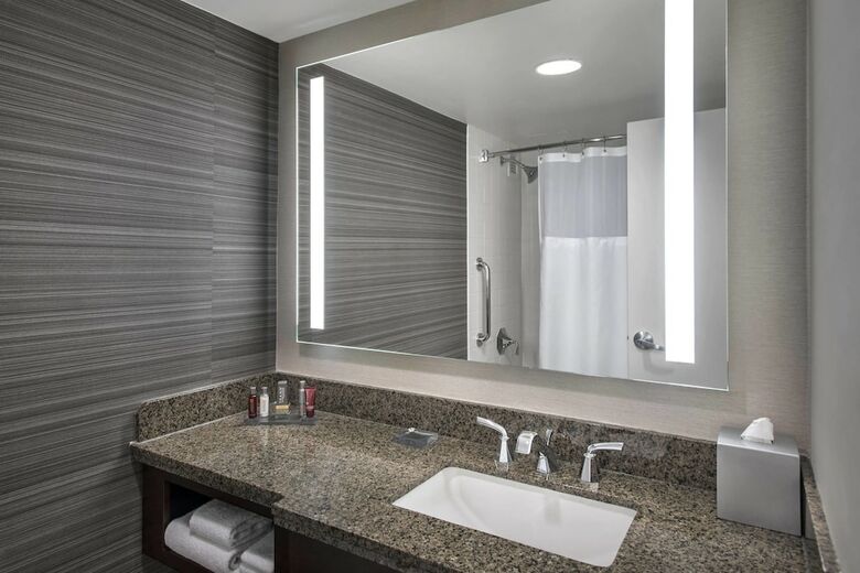 Hotel Newark Liberty International Airport Marriott