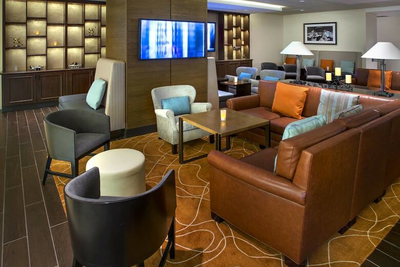 Hotel Newark Liberty International Airport Marriott