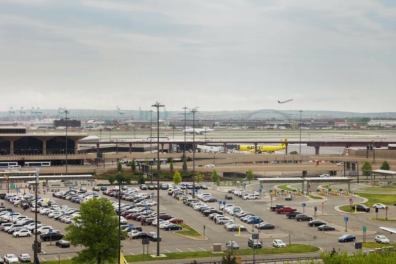 Hotel Newark Liberty International Airport Marriott
