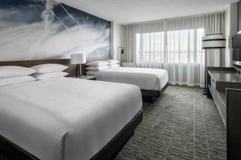 Hotel Newark Liberty International Airport Marriott