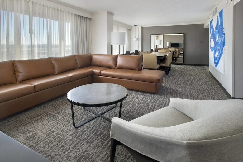 Hotel Newark Liberty International Airport Marriott