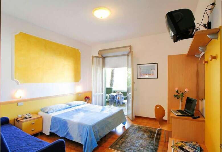 Hotel Etna