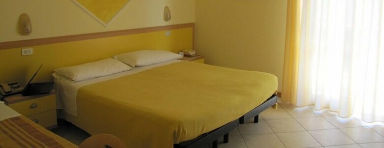 Hotel Etna