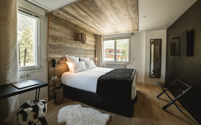 Rock Noir Design Hotel & Spa