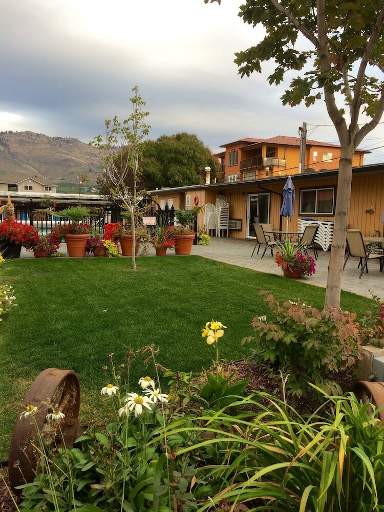 Motel Sahara Courtyard Inn