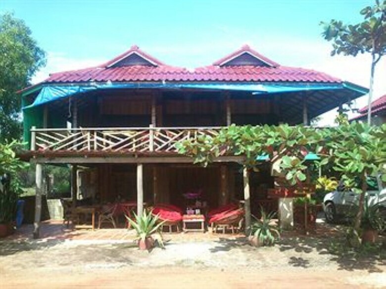 Hotel Otres Beach Resort