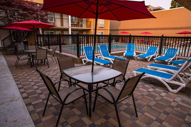 Motel Sahara Courtyard Inn Penticton