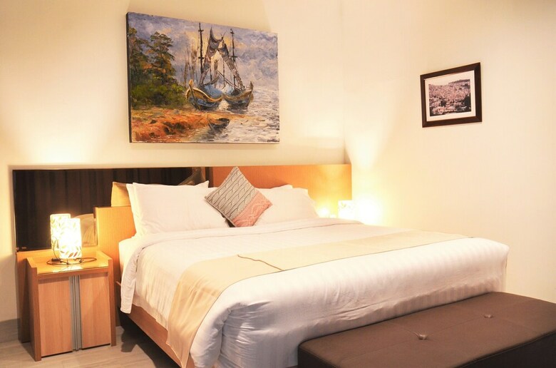 Kencana Villa 7 Bedrooms With A Private Pool