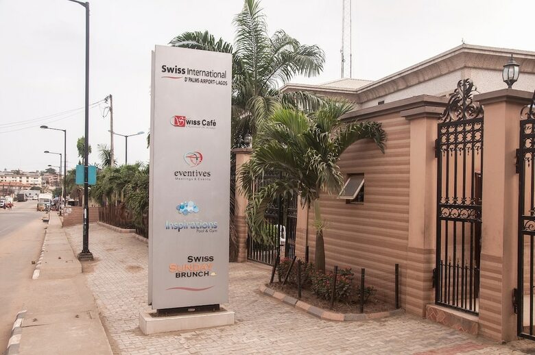 D Palms Airport Hotel
