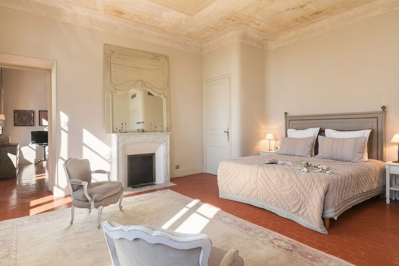 Villa Ch�teau Des Demoiselles