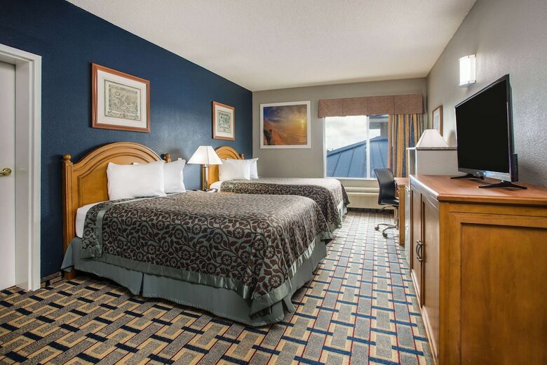 Hotel Days Inn & Suites By Wyndham Foley