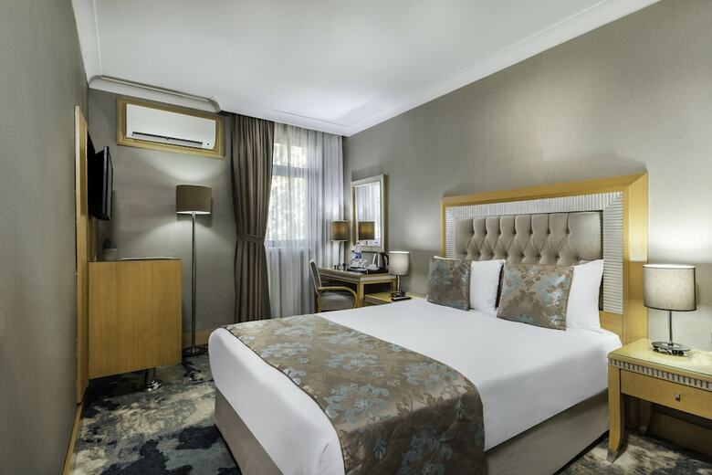 Villa Zurich Hotel