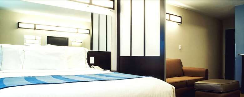 Hotel Three Rivers Inn & Suites